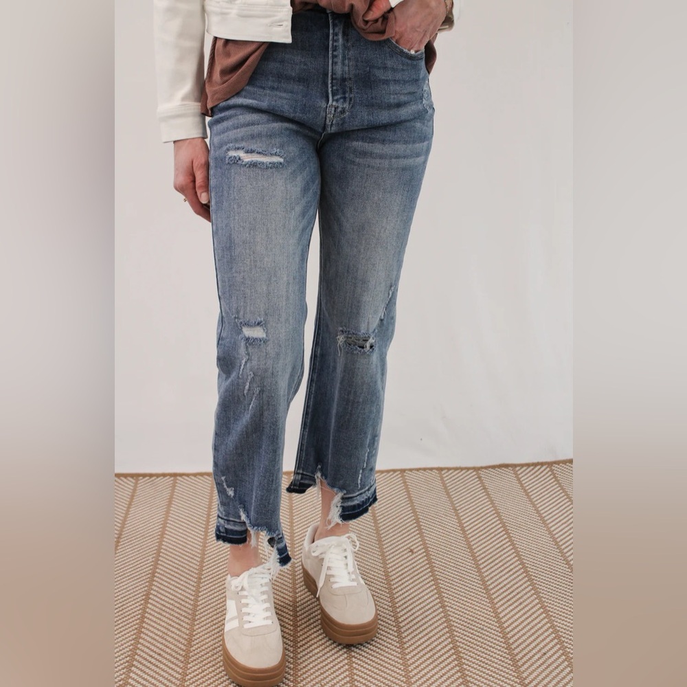 Blue Distressed Straight-Leg Women’s Jeans